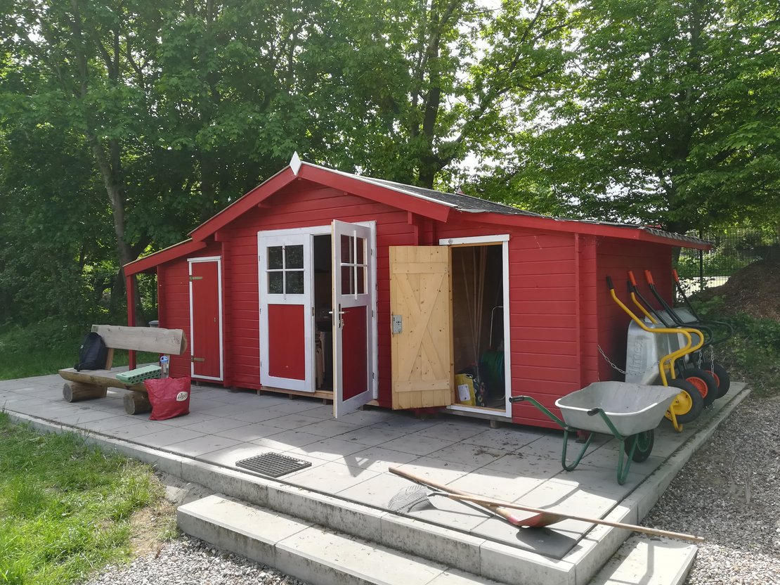 Foto Hütte Schulgarten